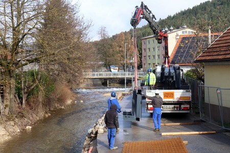 RAZTOVARJANJE ŽELEZNE KONSTRUKCIJE BRVI 03 FOTO LJUBO VUKELIČ